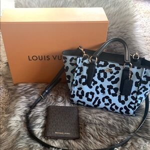 Coach Leopard/Cheetah Crossbody Bag With Kors Wallet